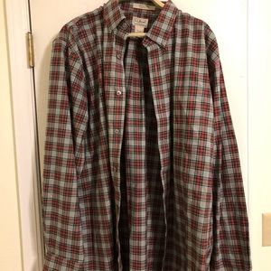 men’s dress shirt